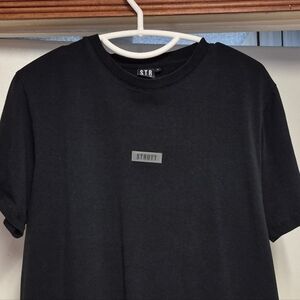 Strutt Men's Black Fitted T-Shirt